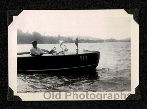 Man wooden speed boat 501 - wooden,